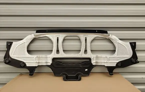 BMW M8 F91 F92 G14 G15 Rear bumper underbody cover/under tray 8060101