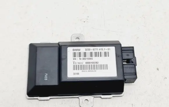 BMW 7 E65 E66 Steering rack control module 32306771415
