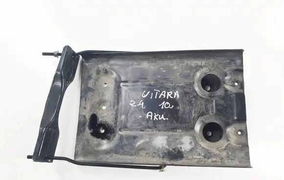 Suzuki Grand Vitara II Battery box tray 