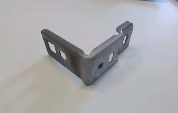 Renault Master III Fender mounting bracket 0807152R