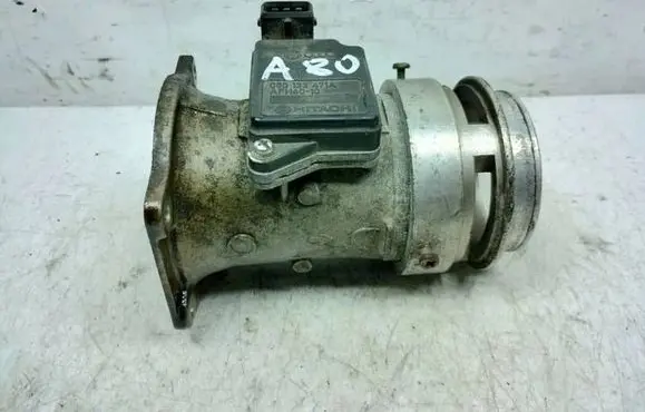 Volkswagen PASSAT B5 Mass air flow meter 050133471A