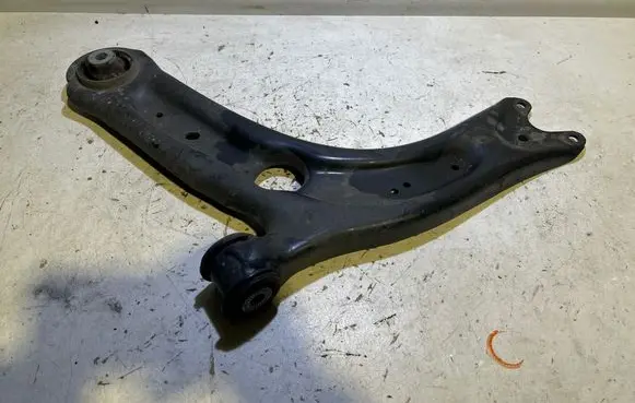 Front lower control arm/wishbone