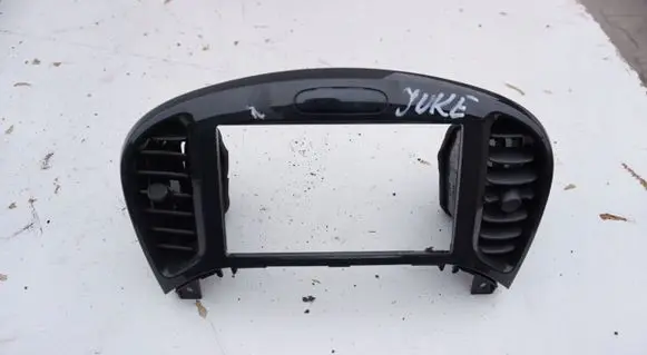 Nissan Juke I F15 Dash center air vent grill DESKAKONSOLA
