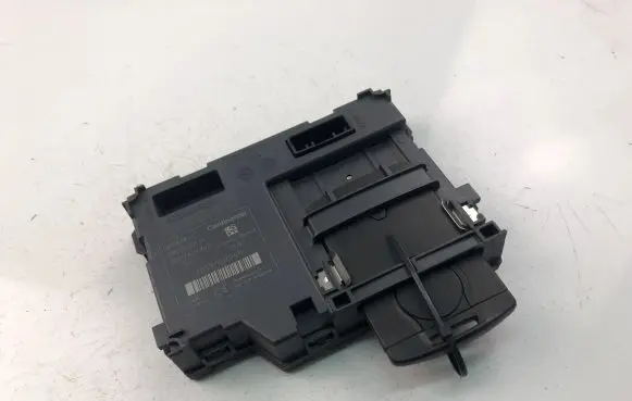 Renault Clio IV Other control units/modules 285906994R