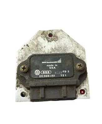 Audi 80 90 S2 B4 Ignition amplifier control unit 211905351