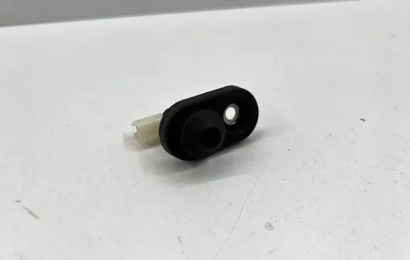 Toyota Hilux (AN10, AN20, AN30) Front door sensor