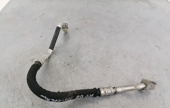 Audi A4 S4 B8 8K Air conditioning (A/C) pipe/hose 8K0260701N