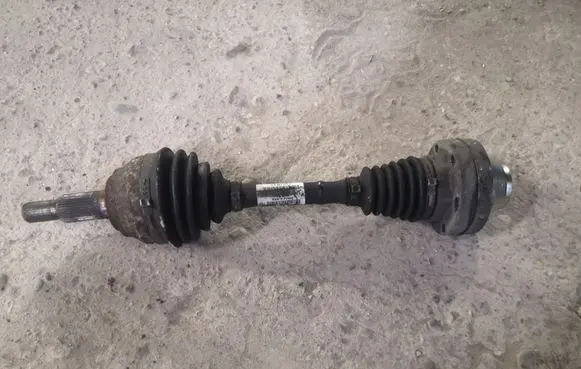 Audi Q7 4L Front driveshaft 7L0407271E