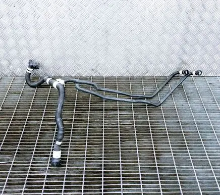 Tesla Model 3 Engine coolant pipe/hose 107757900E 107757900D