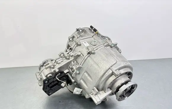 Land Rover Defender Gearbox transfer box case JPLA6068AB N8E27K780AB M8B27J426AC