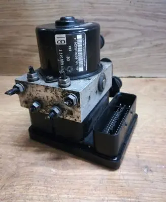 Volkswagen Jetta V ABS Pump 1K0907379AA 00005305G1 10096003603
