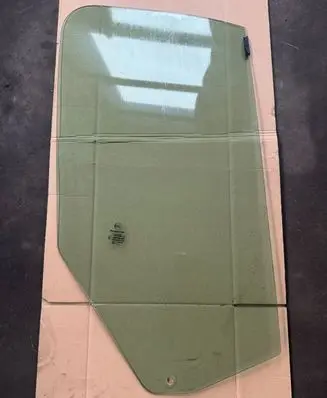 Fiat Ducato Front door window glass four-door