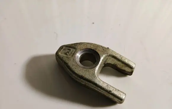Nissan X-Trail T31 Fuel Injector clamp holder 1661000q0a