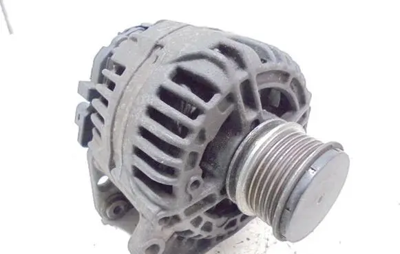Volkswagen Golf IV Generator/alternator 038903023L