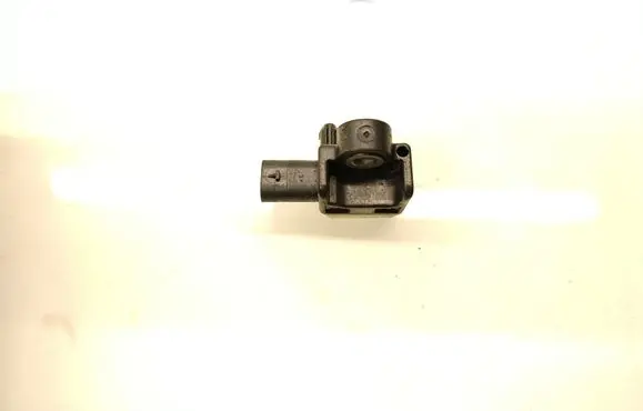 Mercedes-Benz GL X164 Airbag deployment crash/impact sensor A1668210151