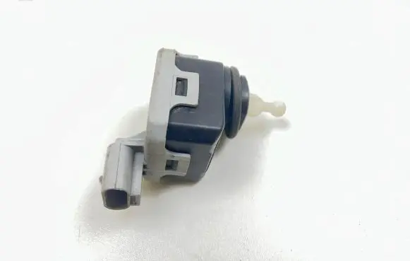 Headlight level adjustment motor