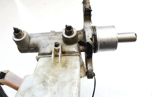 Opel Vectra C Master brake cylinder