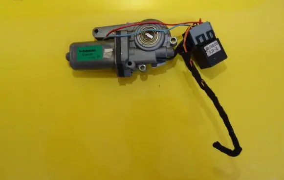 Fiat Bravo - Brava Sunroof motor/actuator 1553500