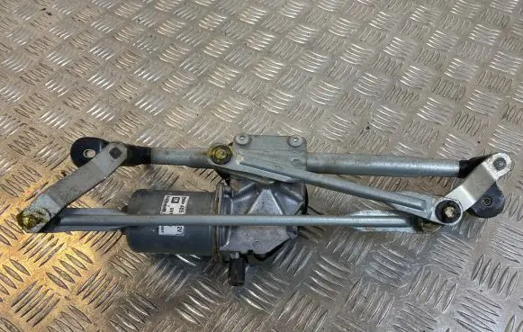 Audi A6 S6 C5 4B Front wiper linkage and motor 13182340 3097 367546129