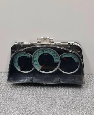 Toyota Corolla Verso AR10 Speedometer (instrument cluster) 838000F090 MB2574303100