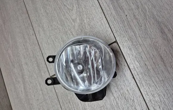 Toyota Yaris Front fog light 90008490