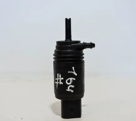BMW 1 F20 F21 Windscreen/windshield washer pump 7345885
