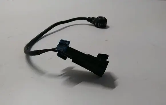 Opel Vectra C Detonation knock sensor S107200003 12567711
