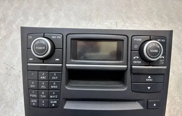 Volvo XC90 Radio/CD/DVD/GPS head unit 31300029