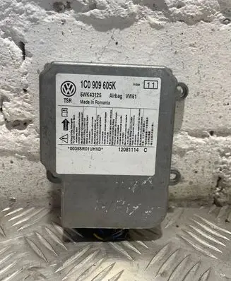 Skoda Fabia Mk2 (5J) Airbag control unit/module 1C0909605K