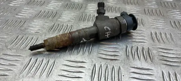 Ford Grand C-MAX Fuel injector CV6Q9F593AA