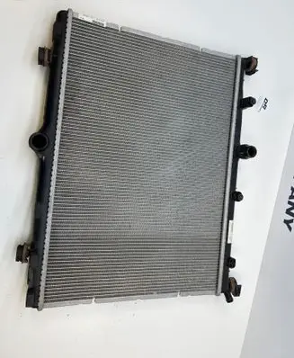 DS Automobiles 3 Crossback Coolant radiator 9825333880