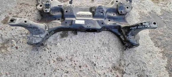 KIA Ceed Front subframe 62401A6400