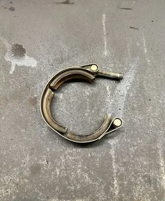 Skoda Octavia Mk3 (5E) Muffler pipe connector clamp 04L253725B