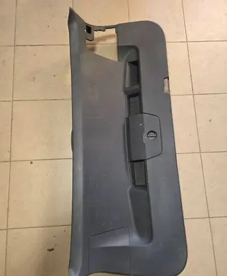 Volkswagen Tiguan Tailgate trim 
