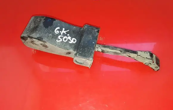 Skoda Yeti (5L) Rear door check strap stopper 5L0839249