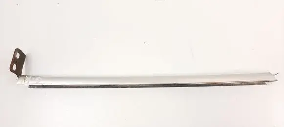 Mercedes-Benz COMPAKT W115 Rear door glass trim molding