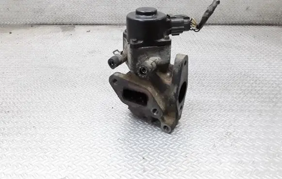 Nissan Primera EGR valve