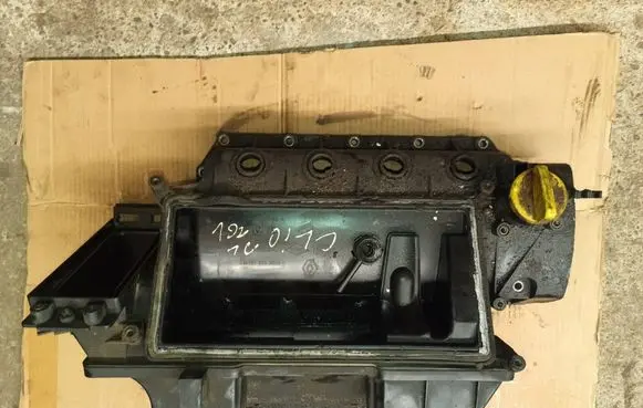 Renault Clio II Rocker cam cover 8200120140 8200120140A
