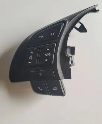 Mazda 6 Steering wheel buttons/switches 75E814