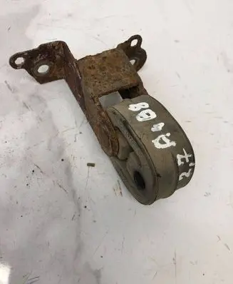 Audi A4 S4 B8 8K Muffler mount bracket/holder 3D0253147G