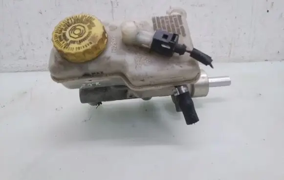 Volkswagen Fox Master brake cylinder