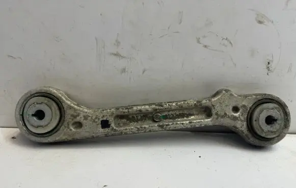 Maserati Levante Rear upper control arm/wishbone 06700320160