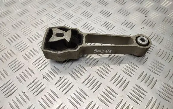 Volvo XC70 Engine mount bracket