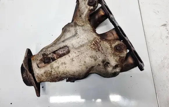 Mitsubishi Outlander Exhaust manifold 