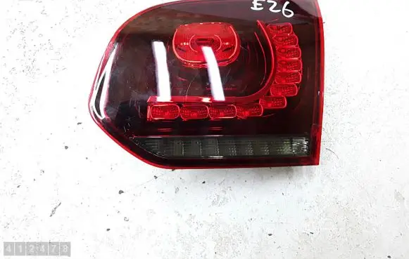Volkswagen Golf VI Tailgate rear/tail lights yab0183