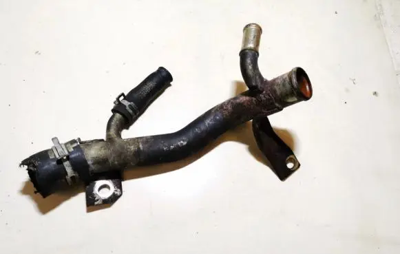 Ford Mondeo MK IV Engine coolant pipe/hose