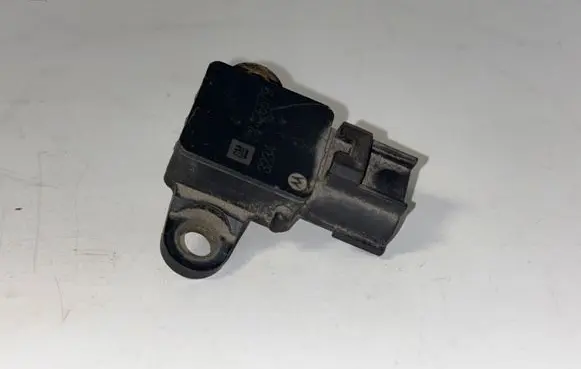 Opel Zafira A Air pressure sensor 24426679