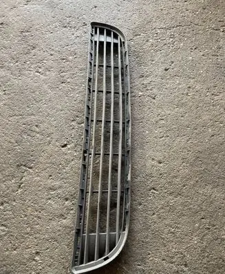 Citroen Berlingo Front bumper lower grill 9681519877