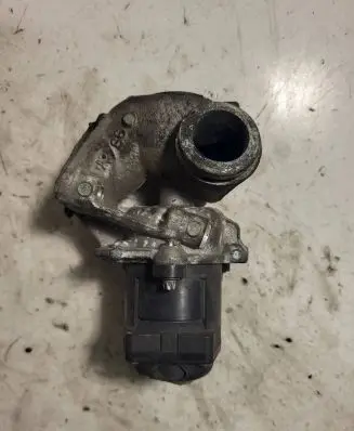 Peugeot 308 EGR valve 9685640480 216046799 915002335
