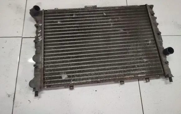 Renault Scenic I Coolant radiator